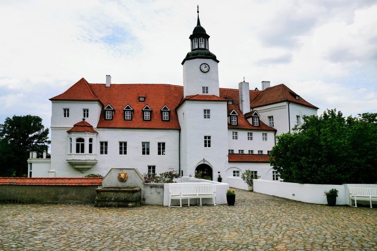 ce castigi cu 2 numere loto 6 din 49