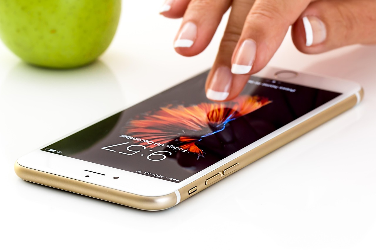 in ce an a aparut primul telefon mobil