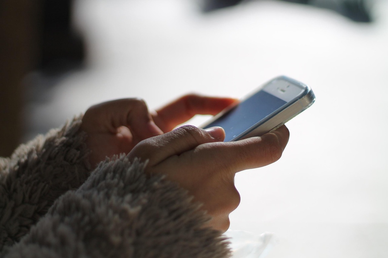 unde se salveaza backup whatsapp